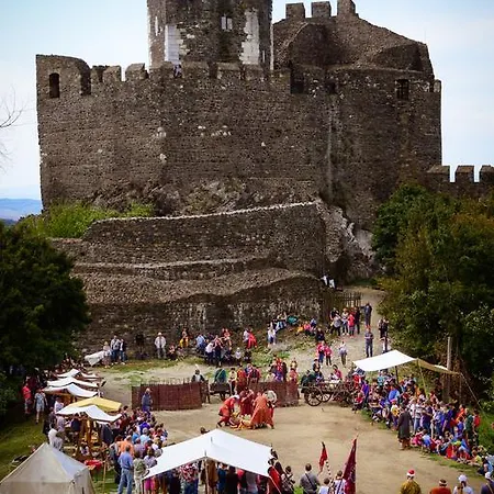 Hollokoeves Vendeghazak Tatil parkı