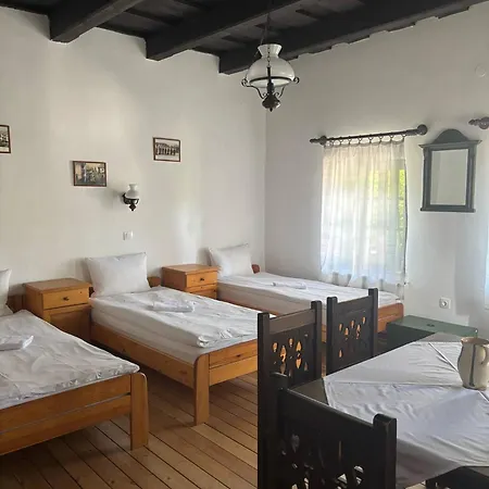 Tatil parkı Hollokoeves Vendeghazak