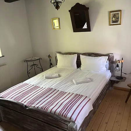 Tatil parkı Hollokoeves Vendeghazak *