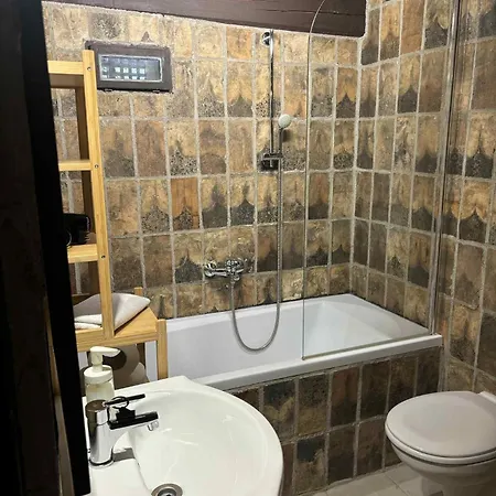 Hollokoeves Vendeghazak