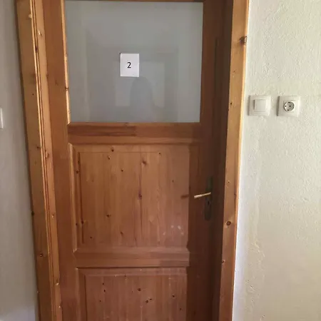 Hollokoeves Vendeghazak * Hollókő