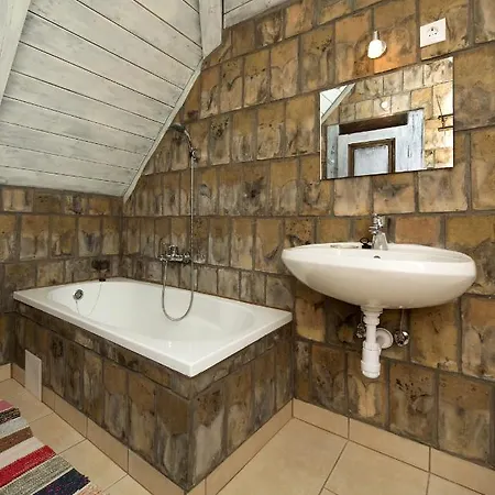 Hollokoeves Vendeghazak Tatil parkı *