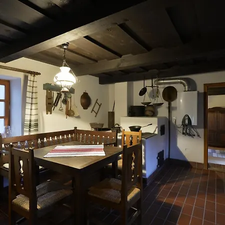 Aldeamento Turístico Hollóköves Hollókő