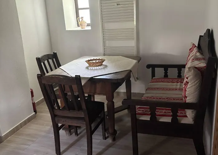 霍洛可维斯凡德哈扎克假日公园 假日公园 Hollókő