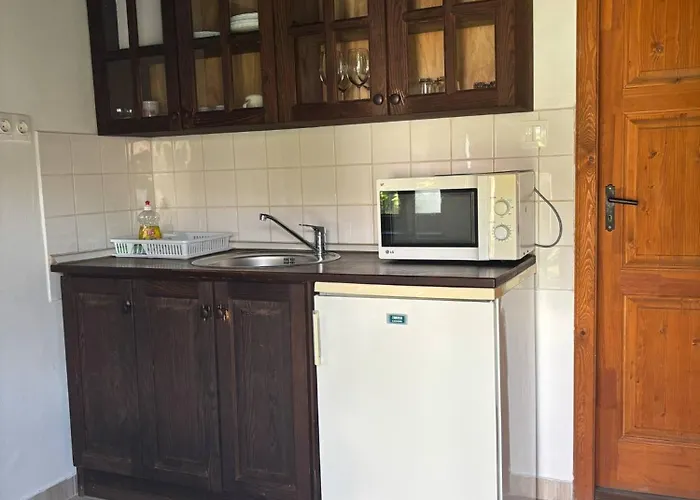 霍洛可维斯凡德哈扎克假日公园 假日公园 *